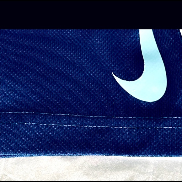 Boys Nike Shorts - Picture 2 of 8